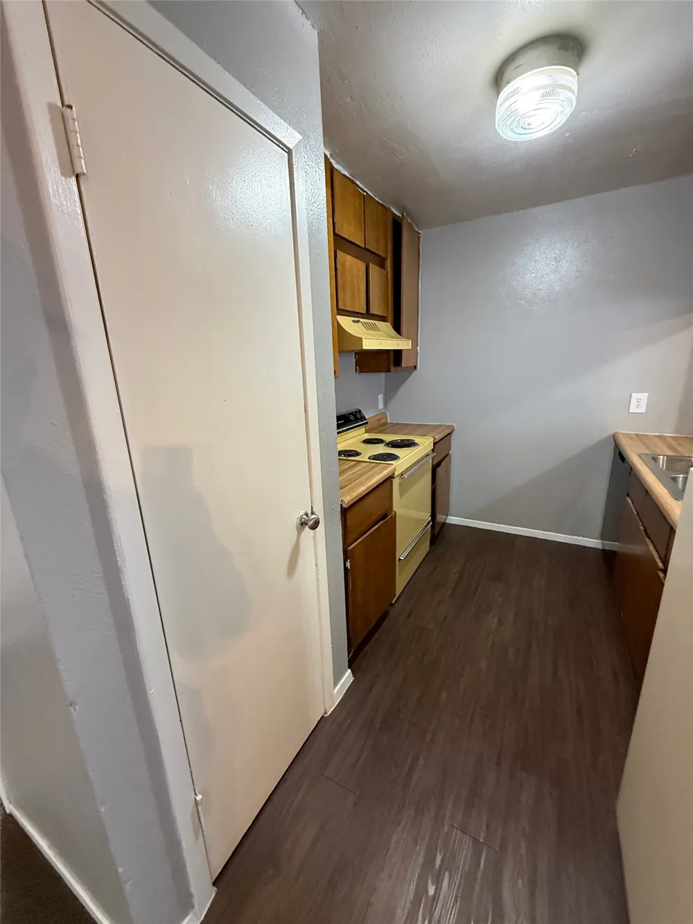 1714 Short Street #D Cleburne, TX 76033