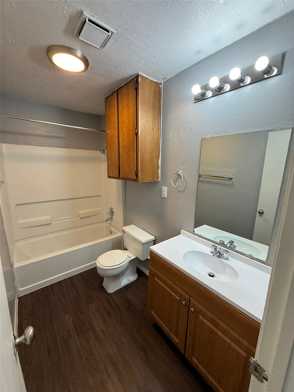 1714 Short Street #D Cleburne, TX 76033