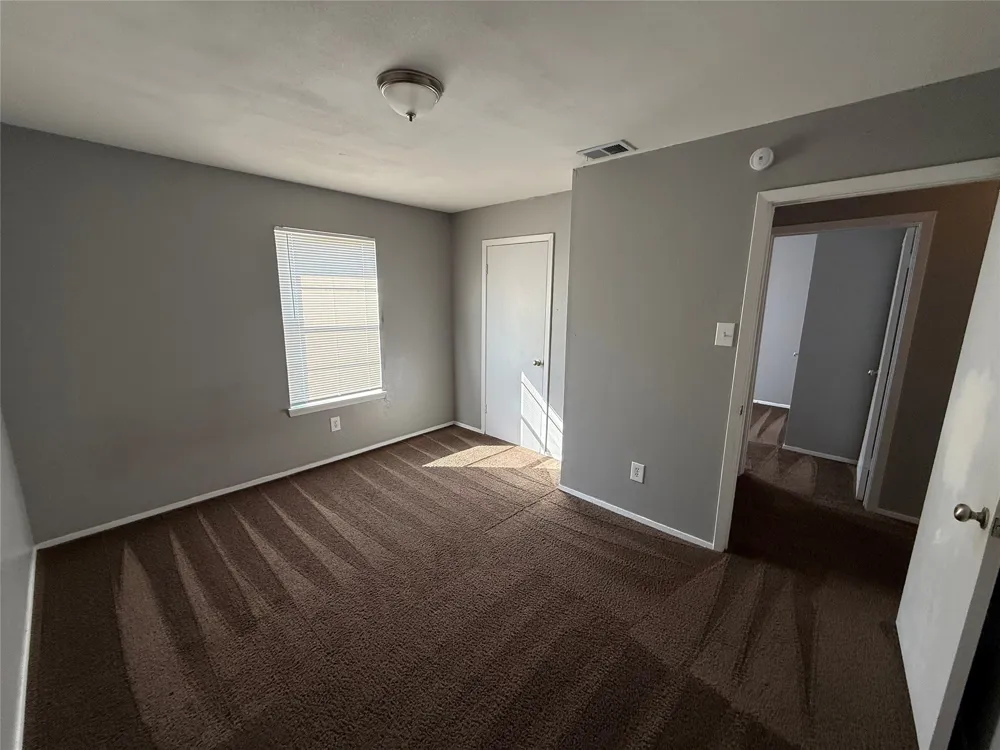 1714 Short Street #D Cleburne, TX 76033