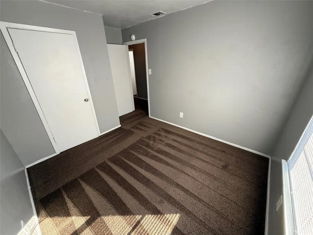 1714 Short Street #D Cleburne, TX 76033