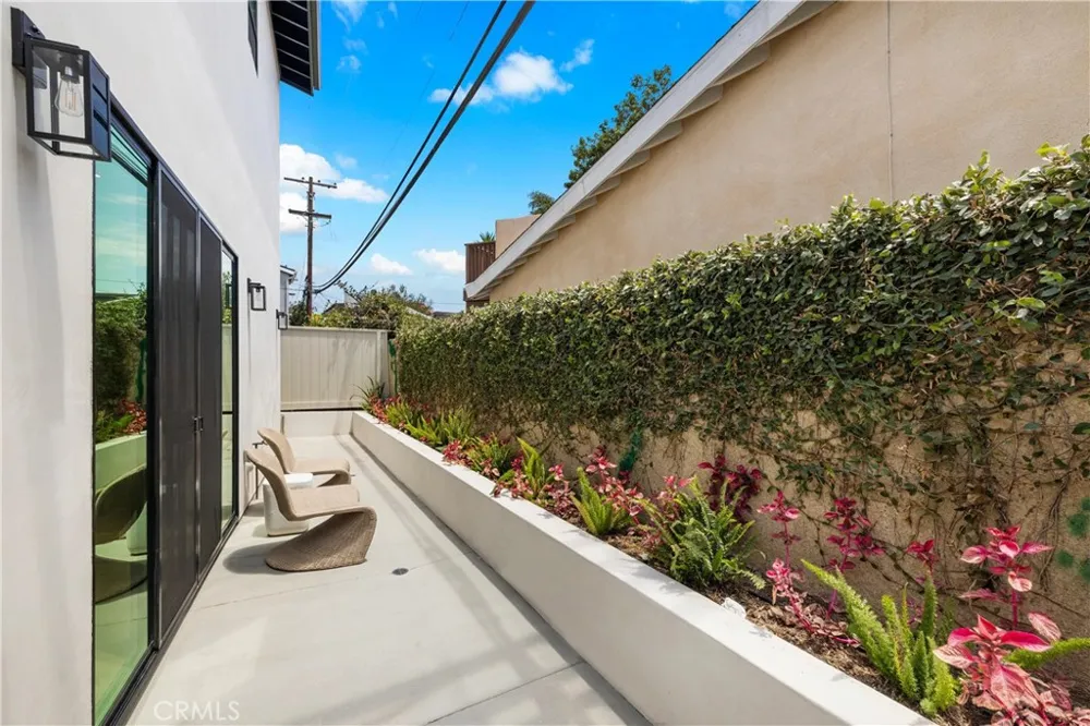 245 W El Portal #B San Clemente, CA 92672
