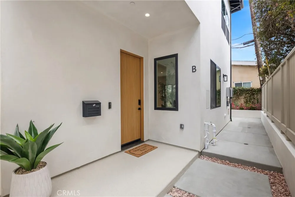 245 W El Portal #B San Clemente, CA 92672
