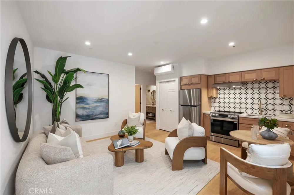 245 W El Portal #B San Clemente, CA 92672