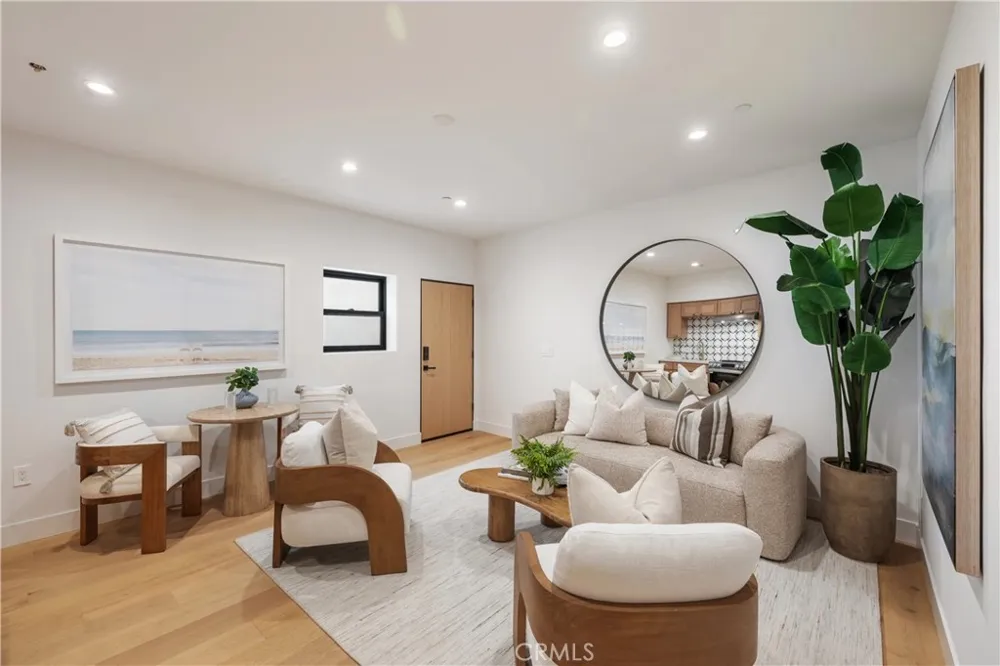 245 W El Portal #B San Clemente, CA 92672