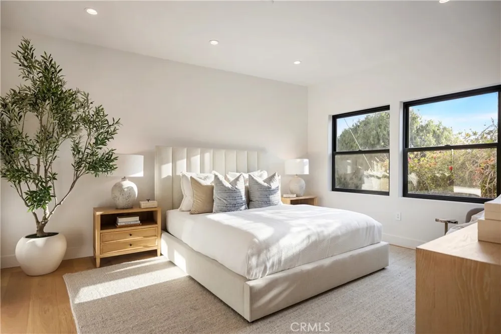 245 W El Portal #B San Clemente, CA 92672