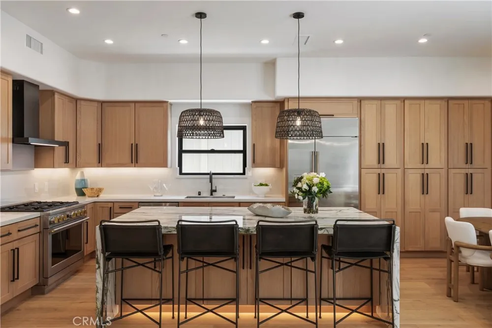 245 W El Portal #B San Clemente, CA 92672