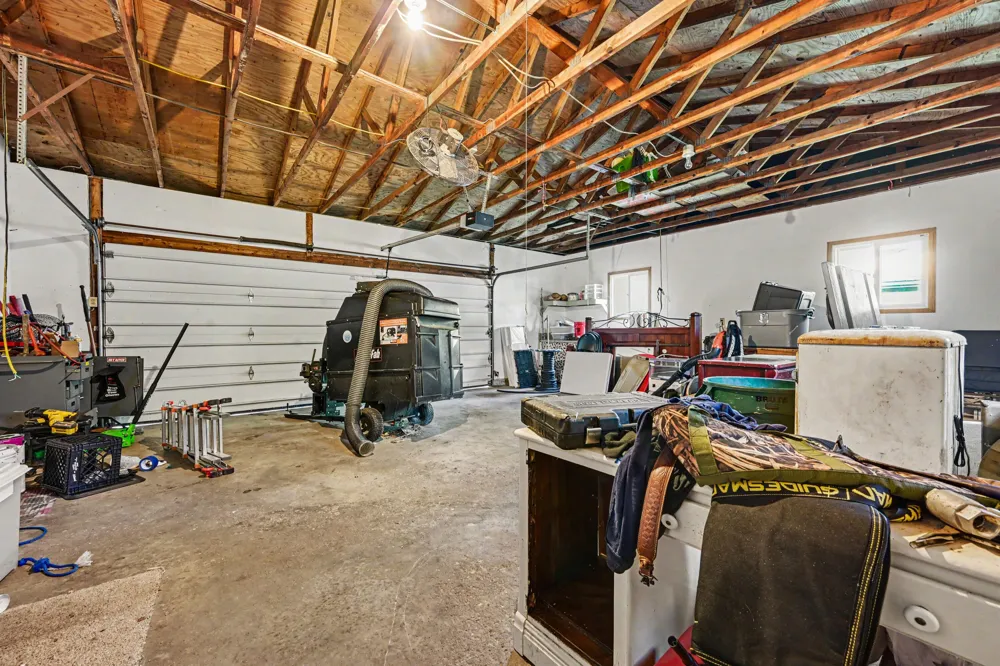 6080 Herring Road Litchfield, MI 49252