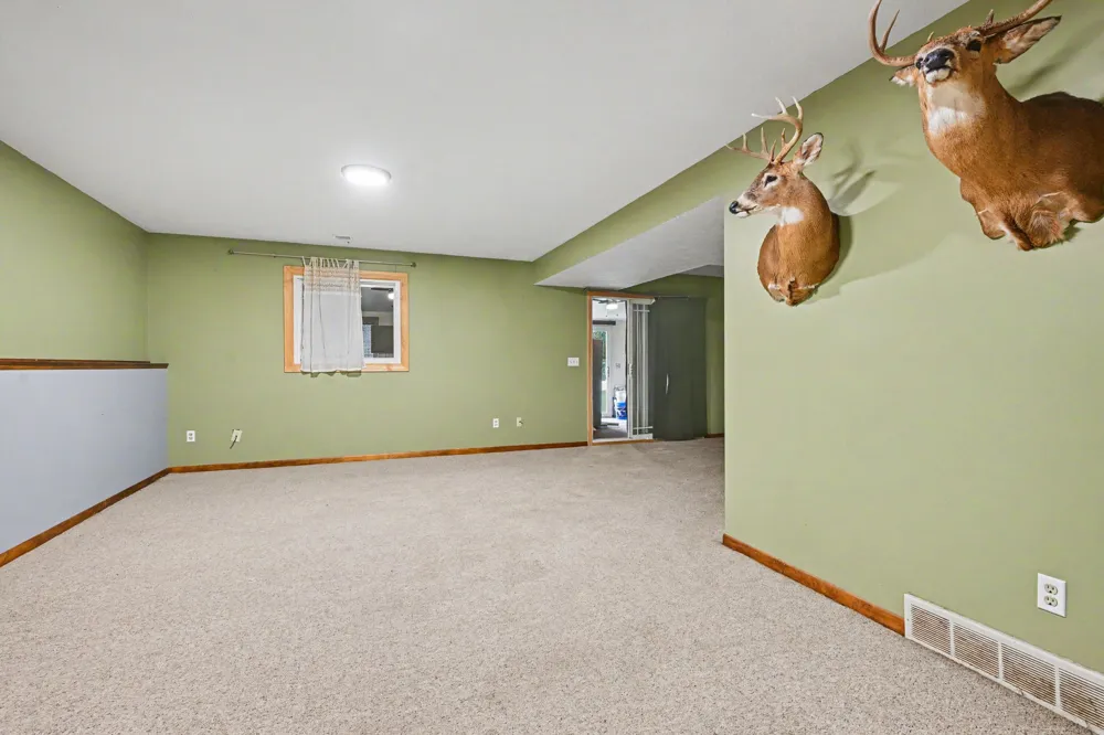 6080 Herring Road Litchfield, MI 49252