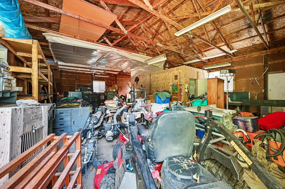6080 Herring Road Litchfield, MI 49252