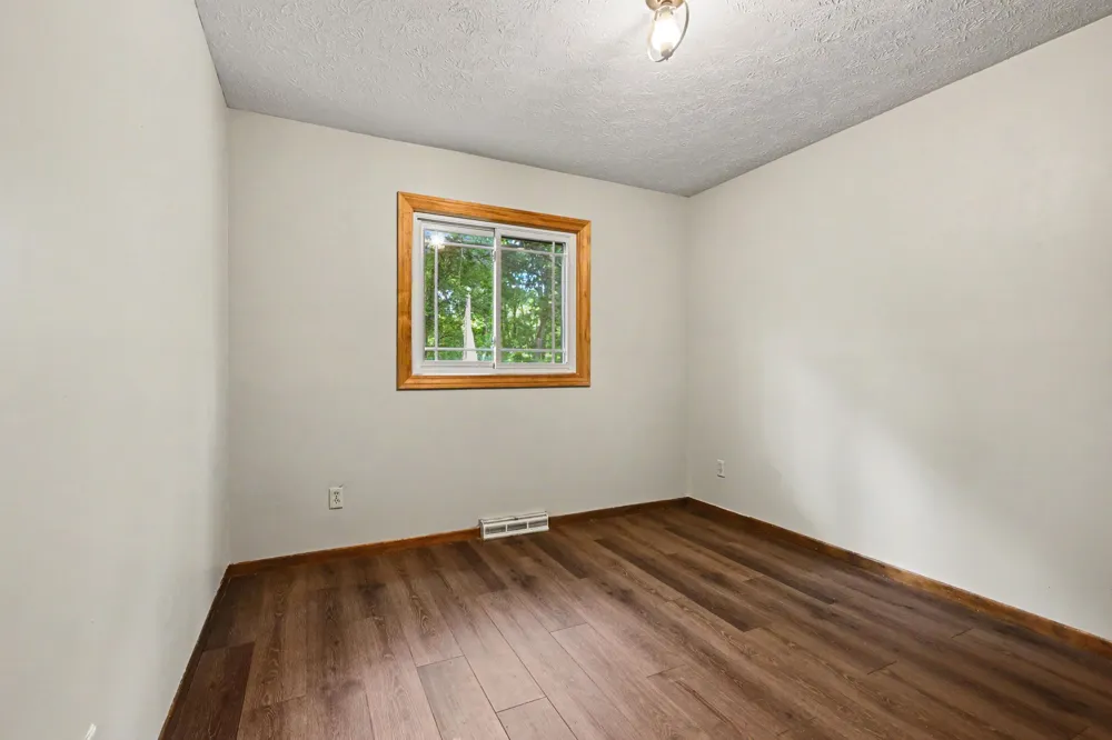 6080 Herring Road Litchfield, MI 49252