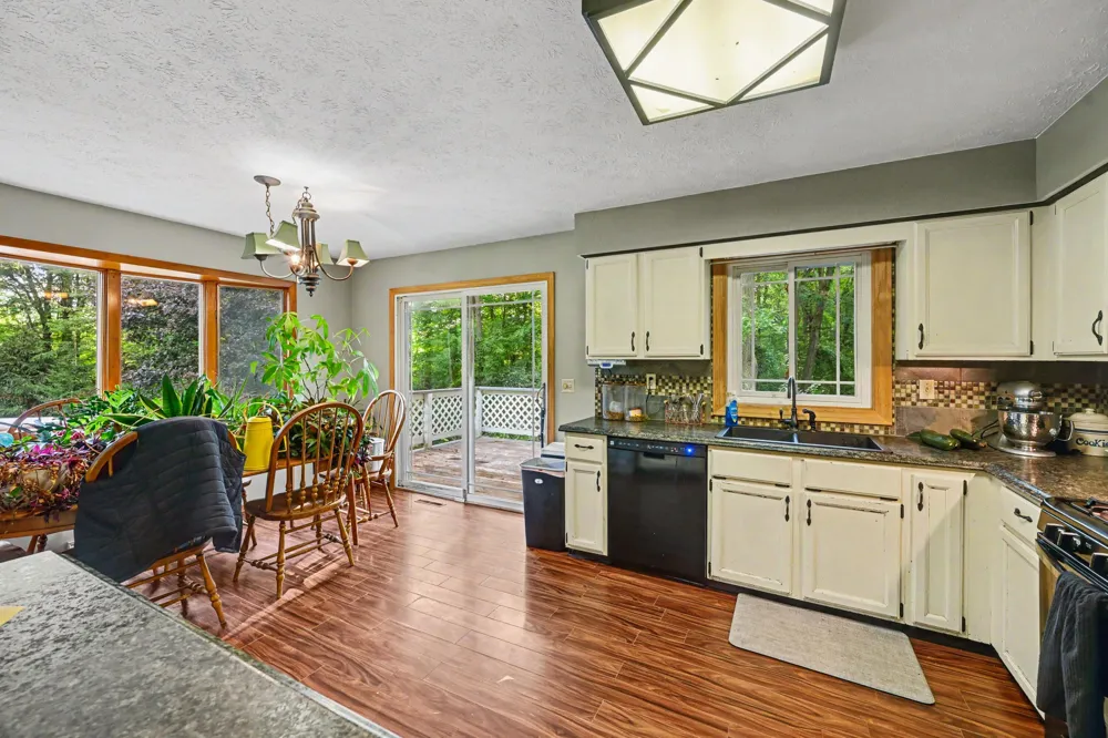 6080 Herring Road Litchfield, MI 49252