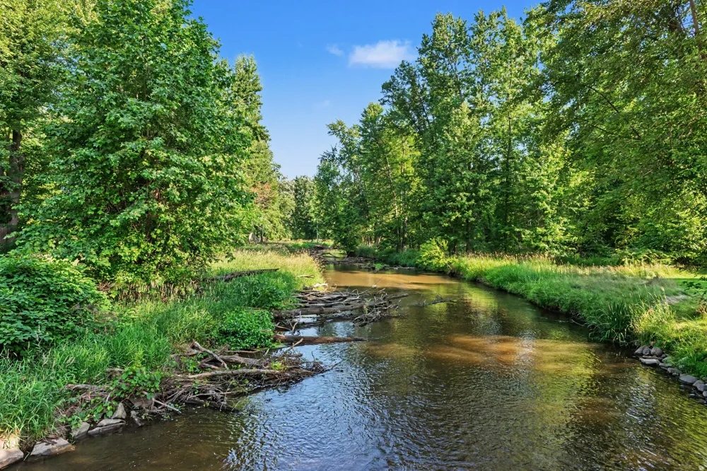 6080 Herring Road Litchfield, MI 49252