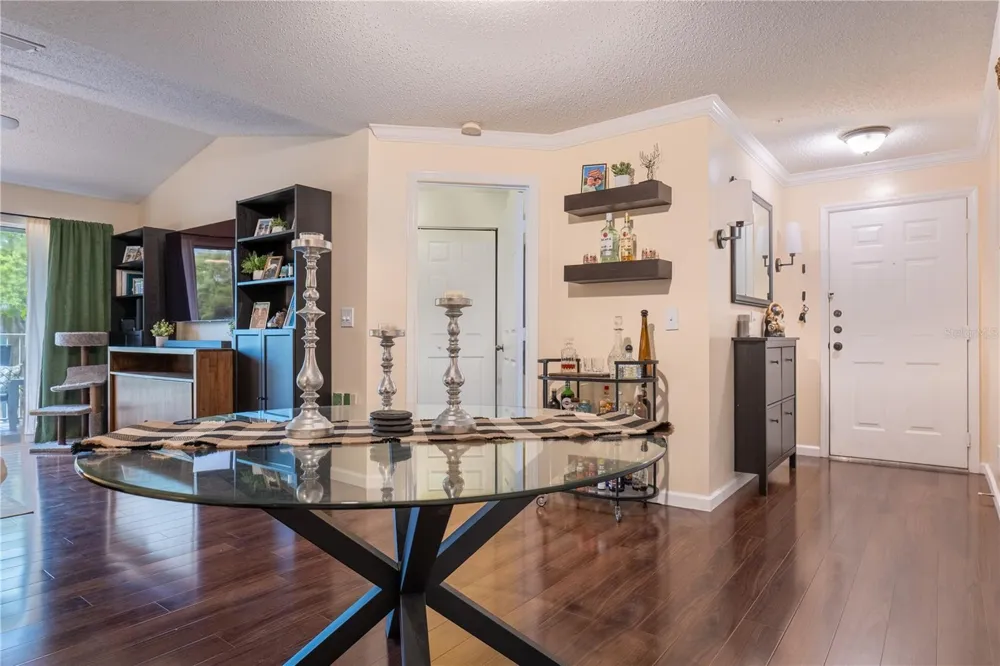 1910 SUMMER CLUB DRIVE #212 Oviedo, FL 32765