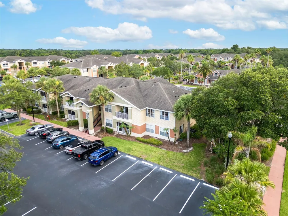 1910 SUMMER CLUB DRIVE #212 Oviedo, FL 32765