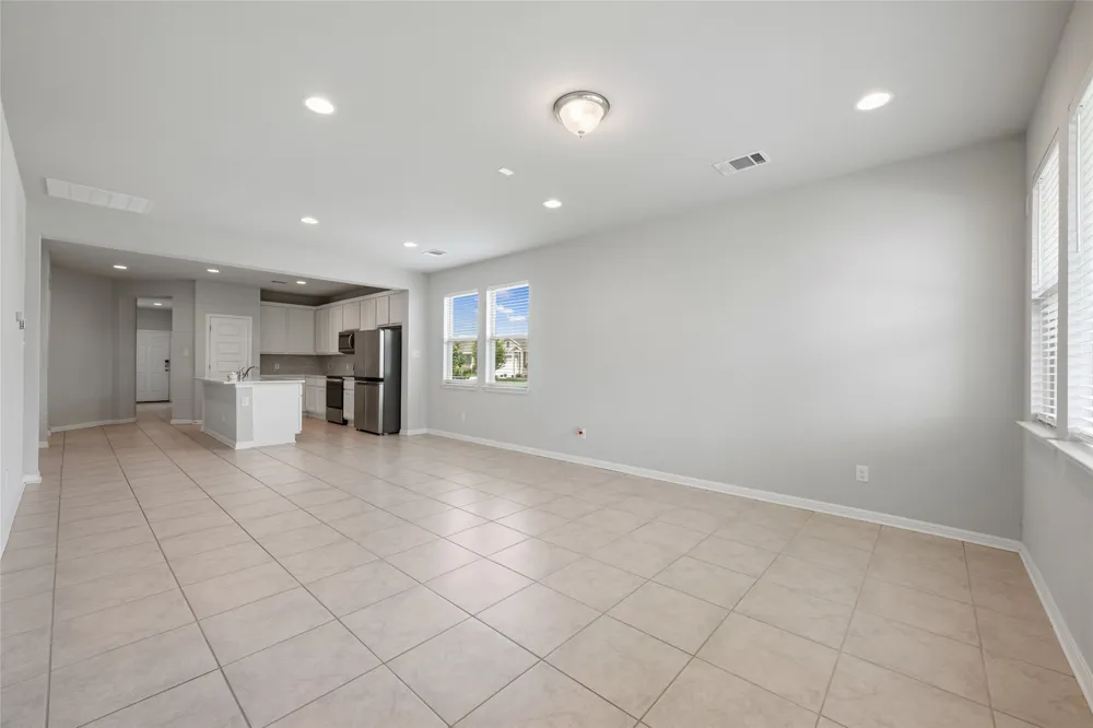 101 Quiet Man Drive Jarrell, TX 76537