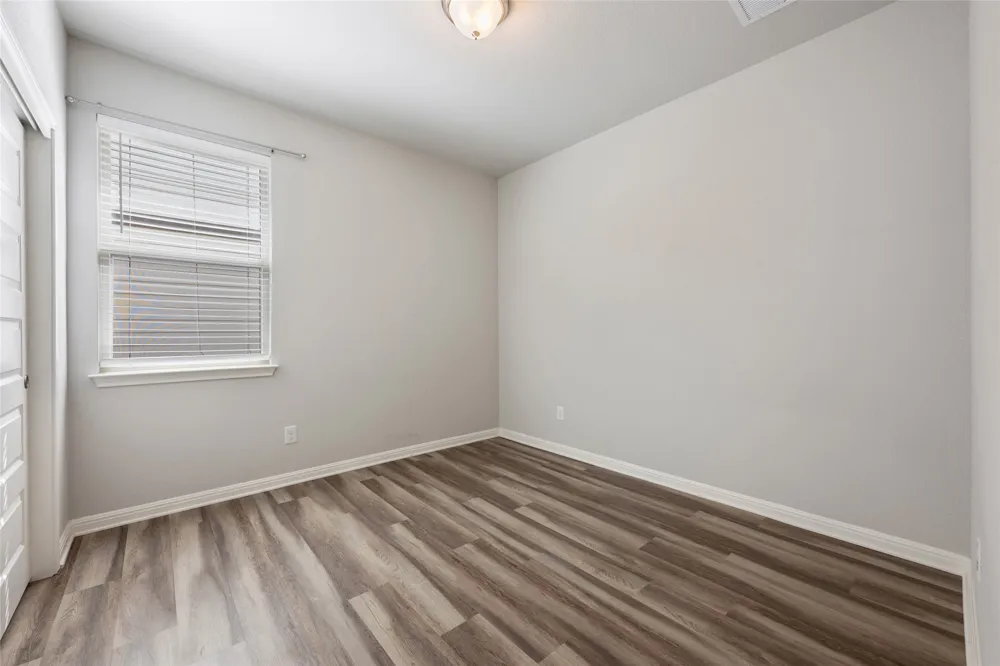 101 Quiet Man Drive Jarrell, TX 76537
