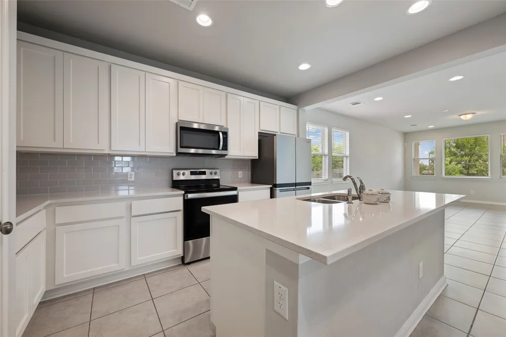 101 Quiet Man Drive Jarrell, TX 76537