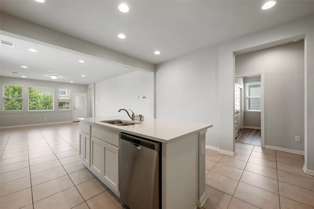 101 Quiet Man Drive Jarrell, TX 76537