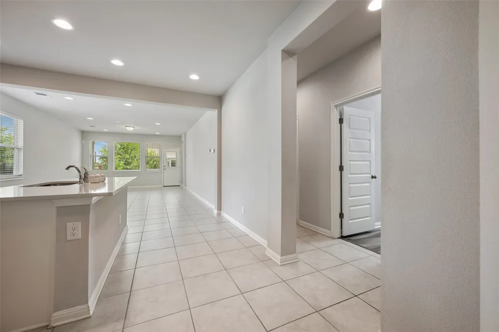101 Quiet Man Drive Jarrell, TX 76537