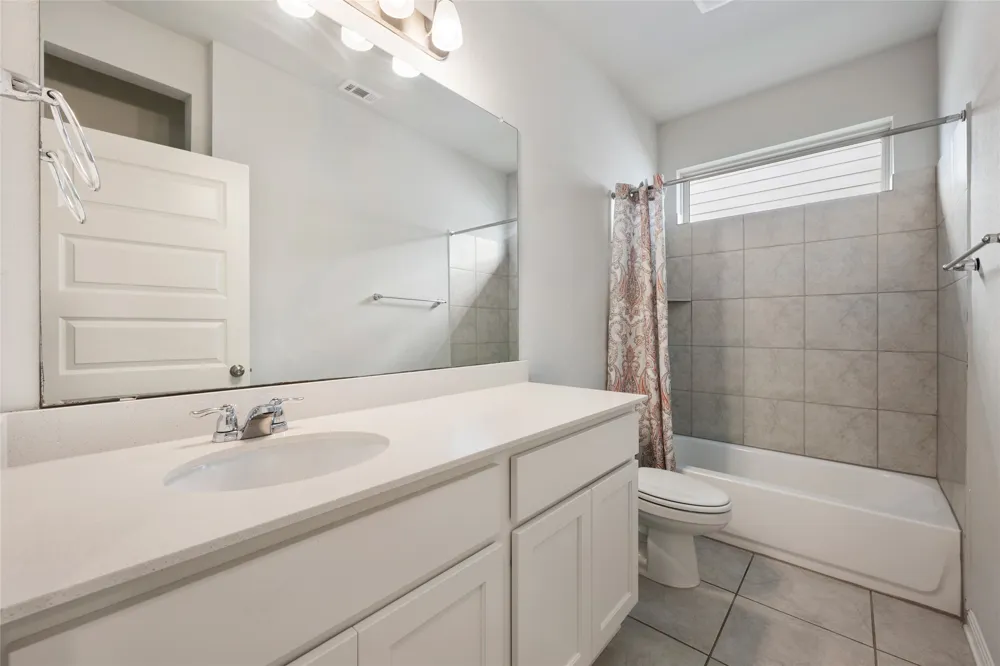 101 Quiet Man Drive Jarrell, TX 76537