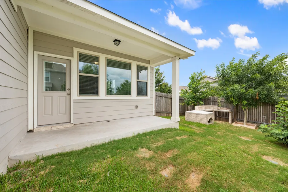 101 Quiet Man Drive Jarrell, TX 76537