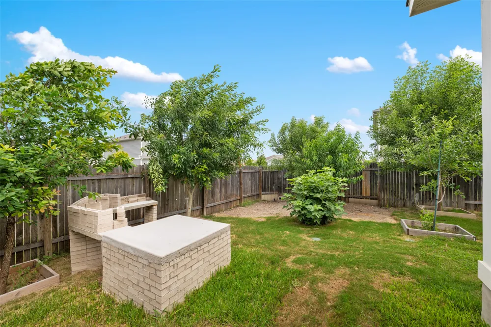 101 Quiet Man Drive Jarrell, TX 76537