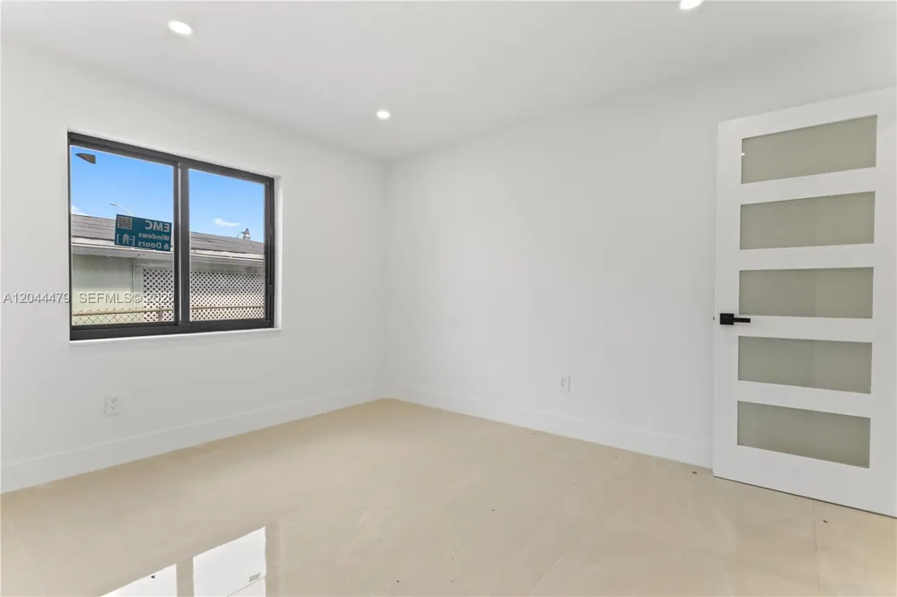 191 SE 6th Ave Hialeah, FL 33010