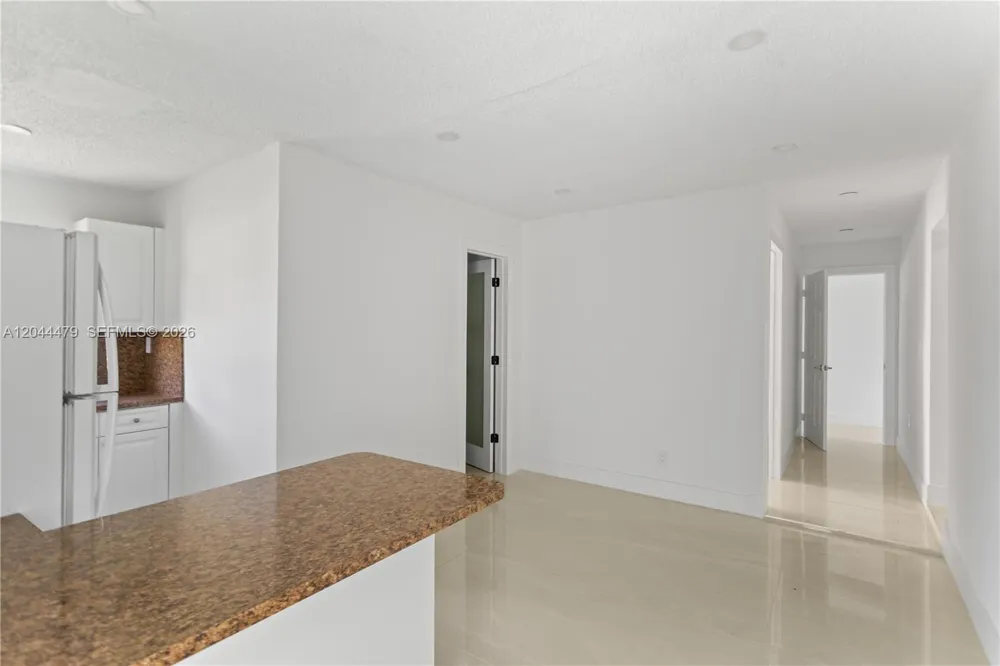 191 SE 6th Ave Hialeah, FL 33010