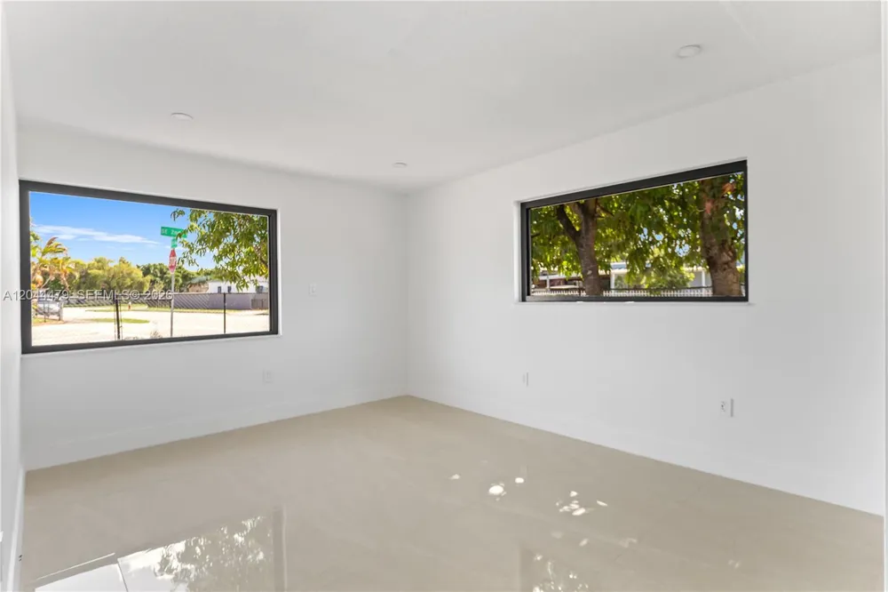191 SE 6th Ave Hialeah, FL 33010