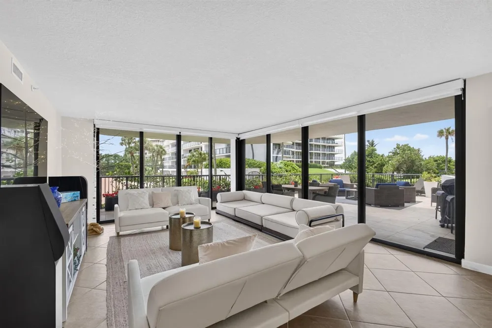 3440 S Ocean Boulevard #105s Palm Beach, FL 33480