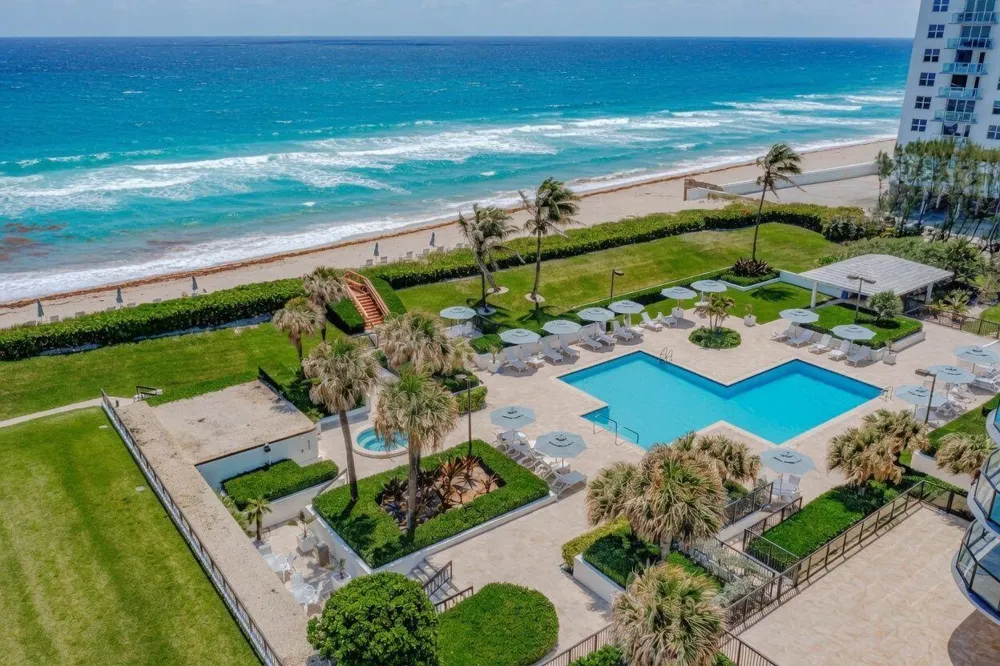 3440 S Ocean Boulevard #105s Palm Beach, FL 33480