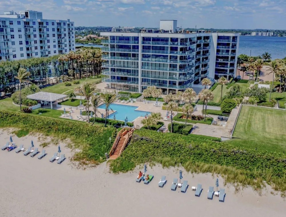 3440 S Ocean Boulevard #105s Palm Beach, FL 33480
