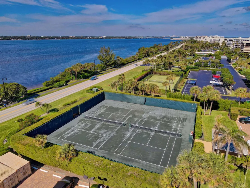 3440 S Ocean Boulevard #105s Palm Beach, FL 33480