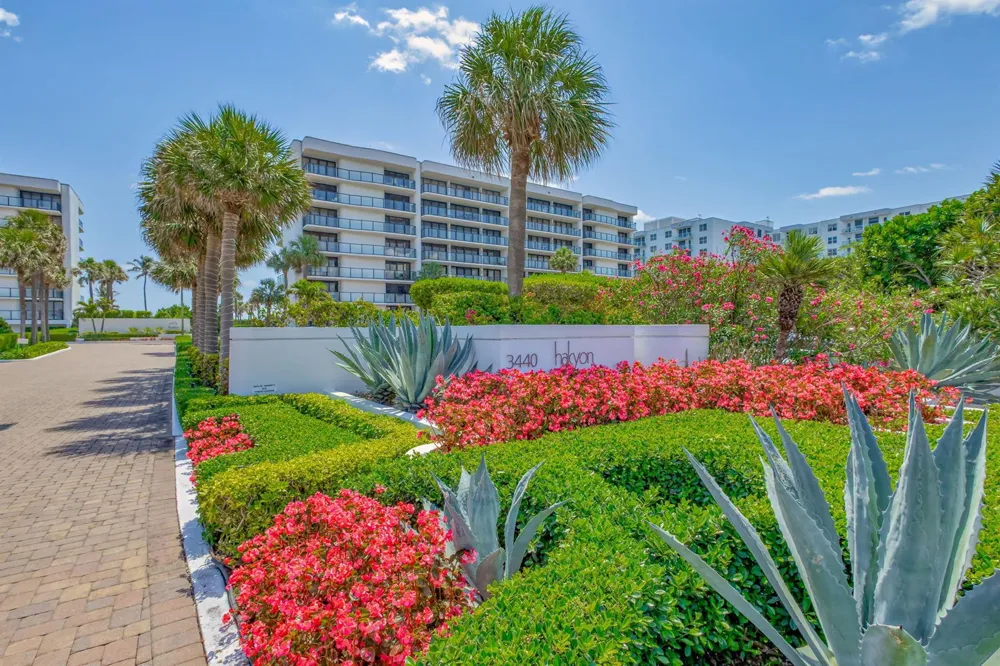 3440 S Ocean Boulevard #105s Palm Beach, FL 33480