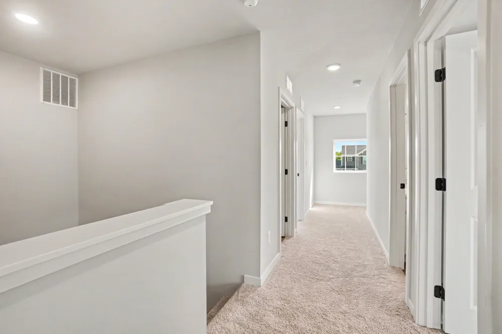 9369 Snow Valley Drive SE Alto, MI 49302