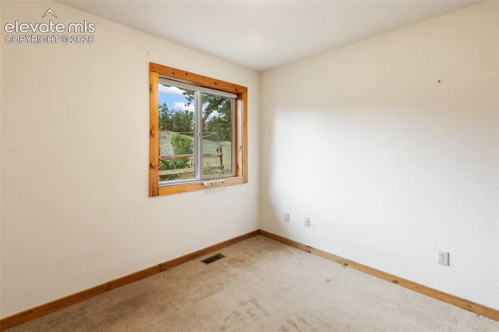 251 Surrey Lane Florissant, CO 80816