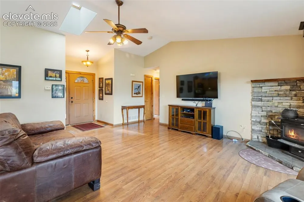 251 Surrey Lane Florissant, CO 80816