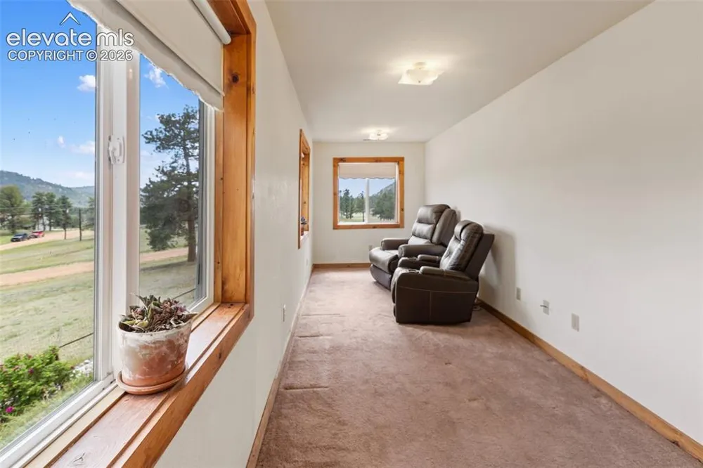251 Surrey Lane Florissant, CO 80816