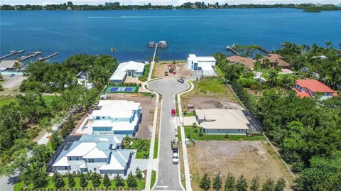 3820 PARROT BAY COURT