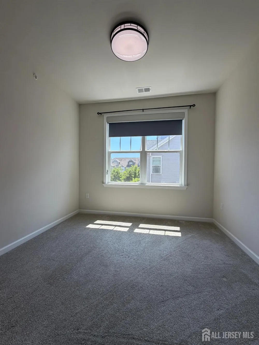 907 Greenland Square Highland Park, NJ 08904