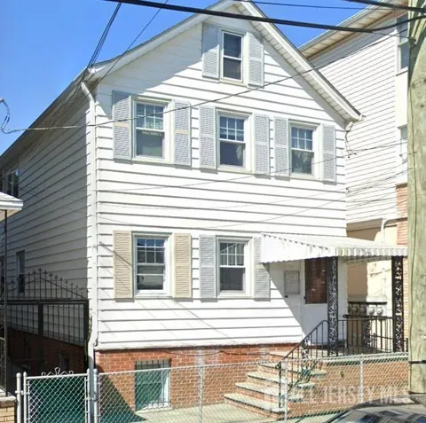 113 McWhorter Street #1