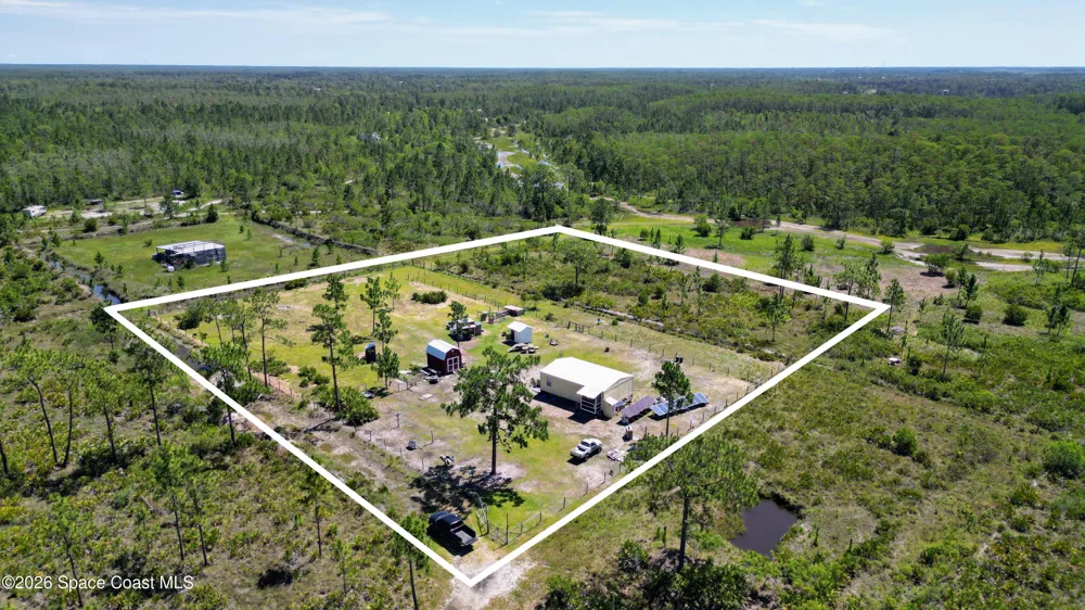 100 Holopaw Groves Road St. Cloud, FL 34771