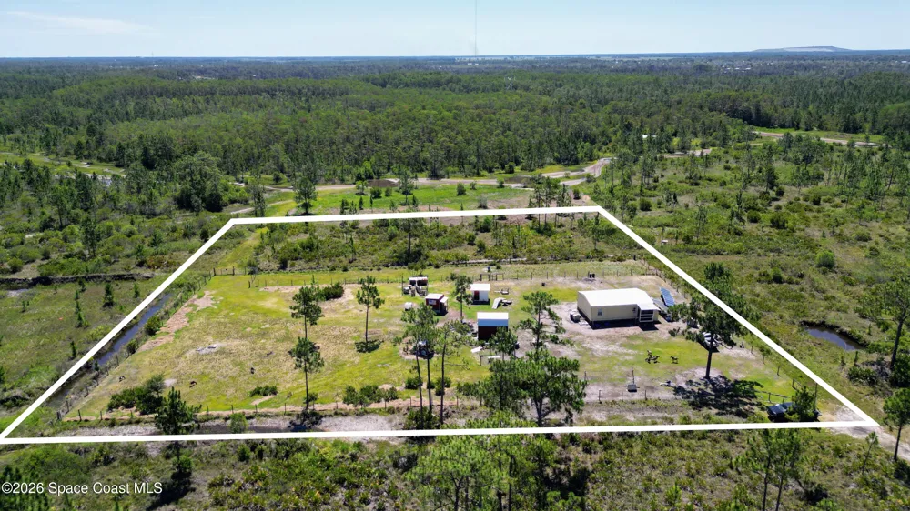 100 Holopaw Groves Road St. Cloud, FL 34771
