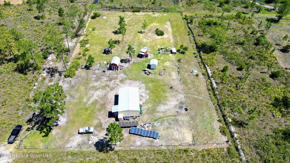 100 Holopaw Groves Road St. Cloud, FL 34771
