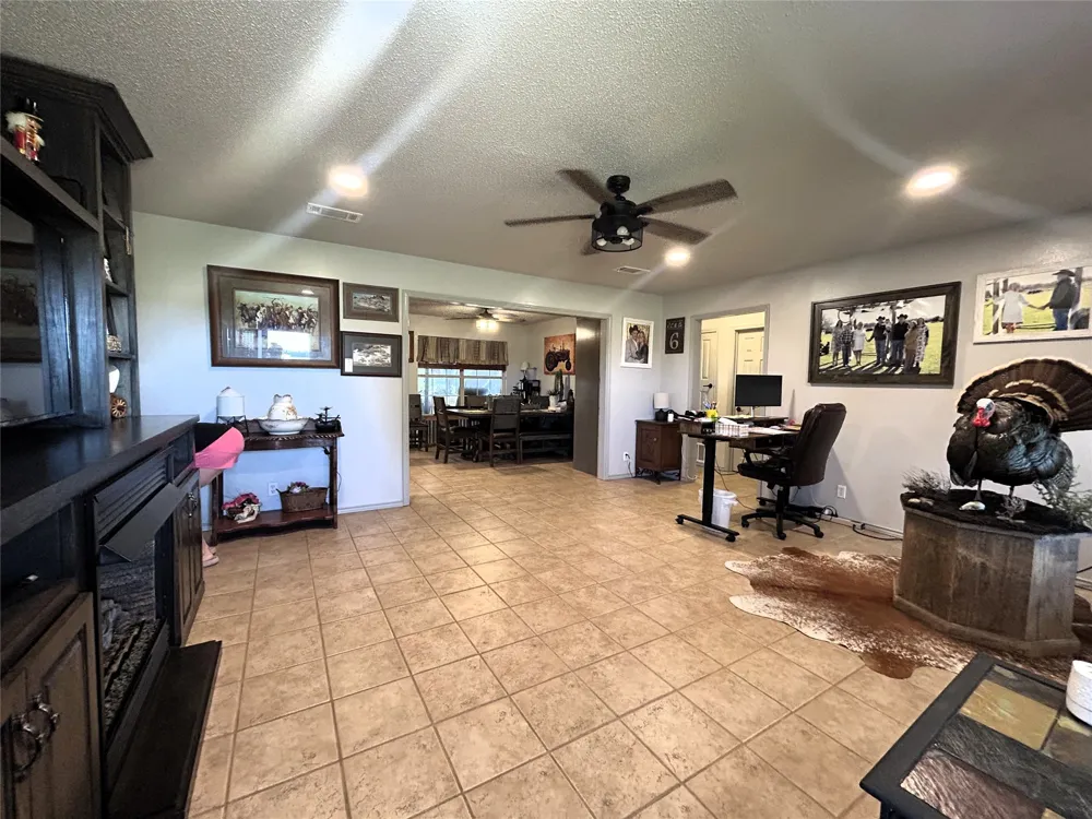 3779 Farm Road 1499 Paris, TX 75460