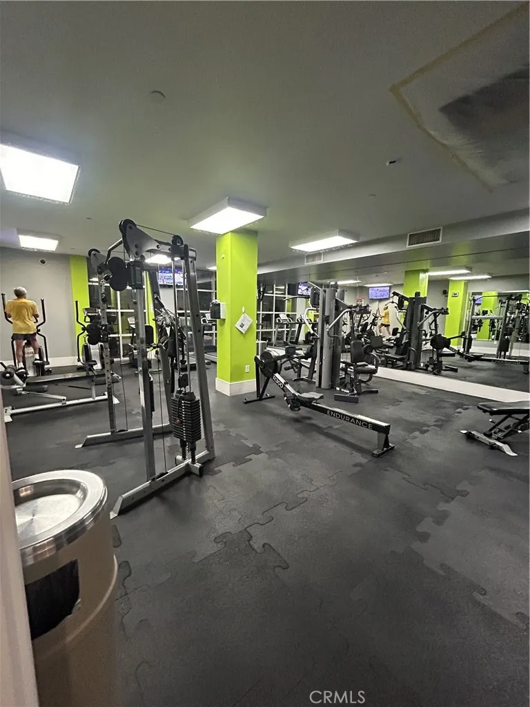 1356 Scholarship Irvine, CA 92612