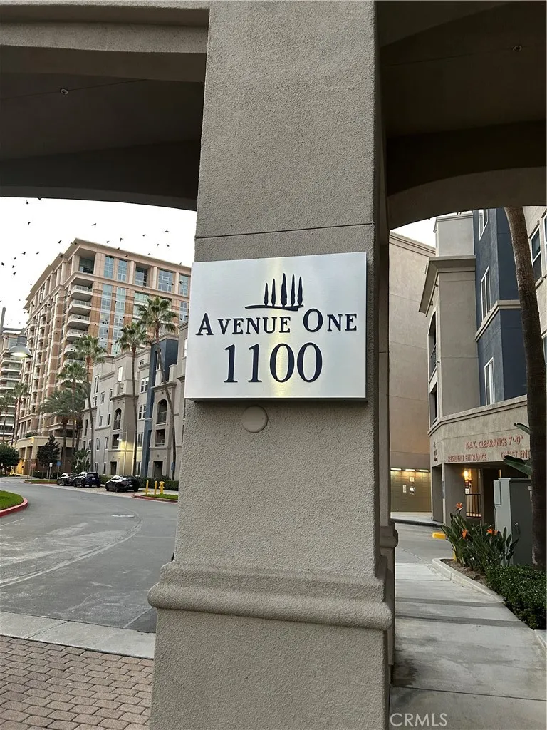 1356 Scholarship Irvine, CA 92612