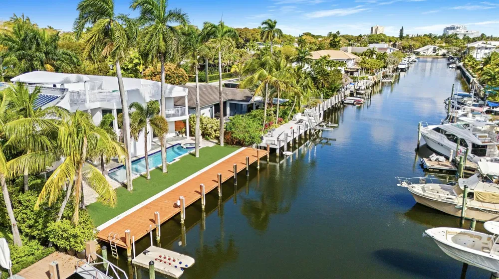 450 Victoria Terrace Fort Lauderdale, FL 33301