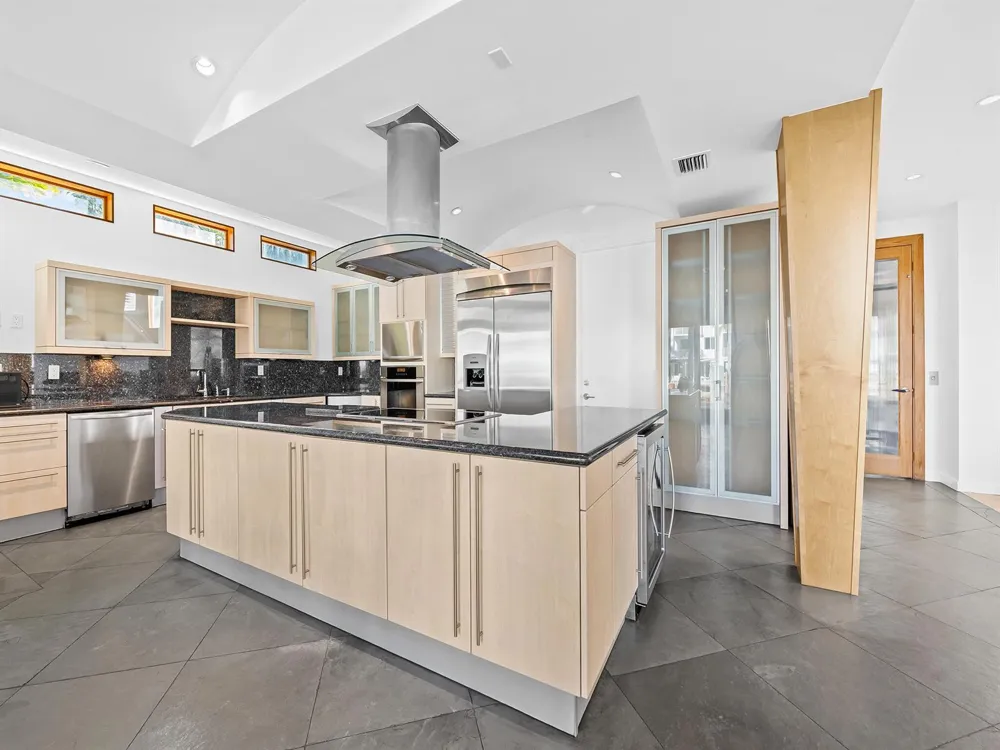 450 Victoria Terrace Fort Lauderdale, FL 33301