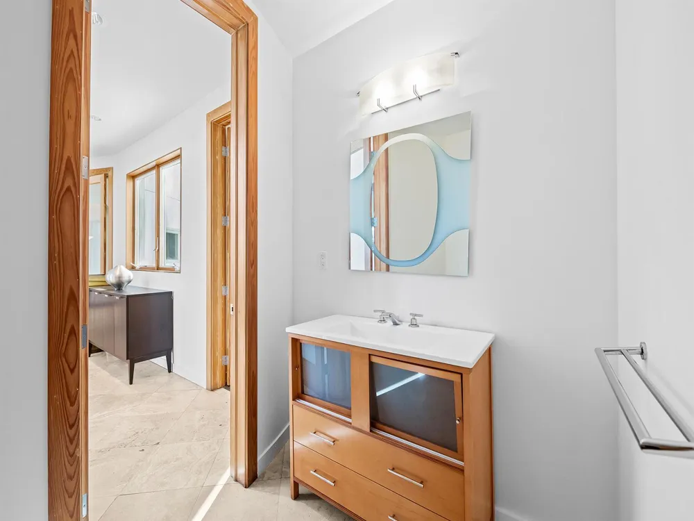 450 Victoria Terrace Fort Lauderdale, FL 33301